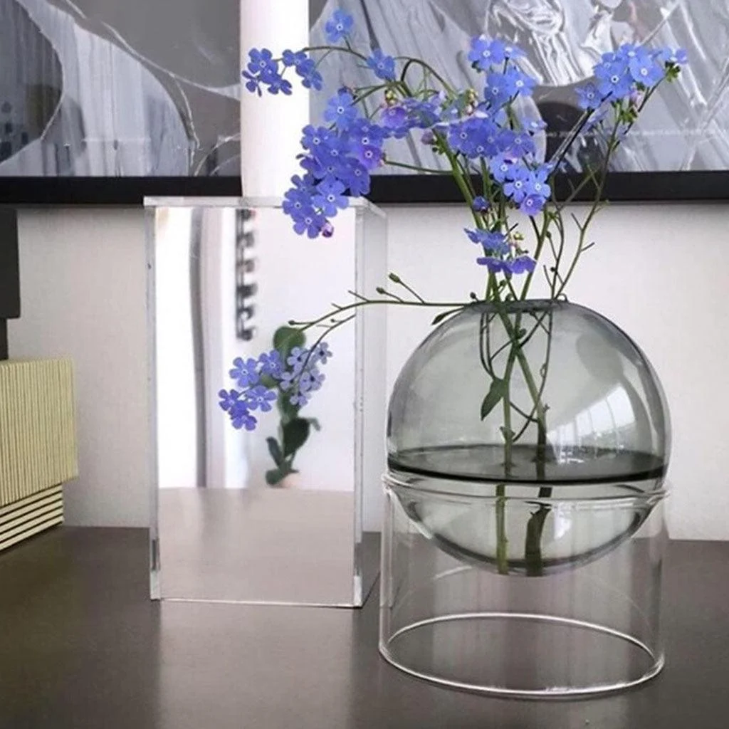 Floating_Orb_Terrariums_-_-4189338 Floating Orb Terrariums -