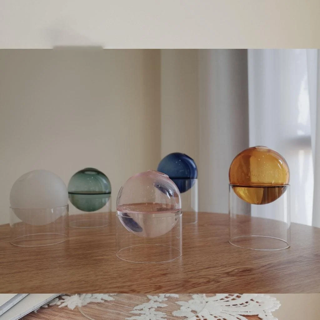 Floating_Orb_Terrariums_-_-4189342 Floating Orb Terrariums -