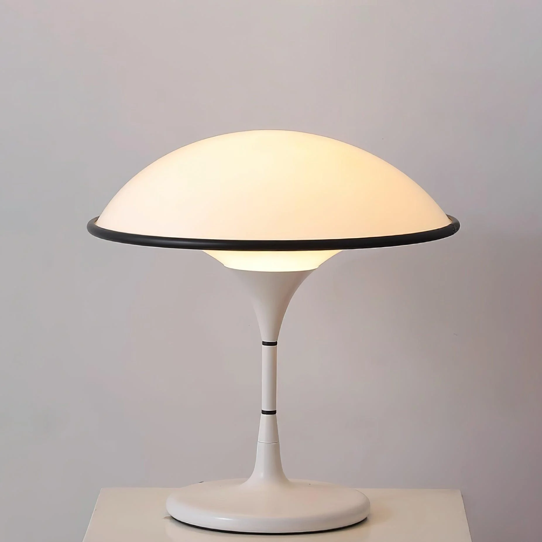 Fontana_Table_Lamp__7_d90c834f-08e4-44ff-9d78-228cb91c782b Fontana Table Lamp 7 D90c834f 08e4 44ff 9d78 228cb91c782b