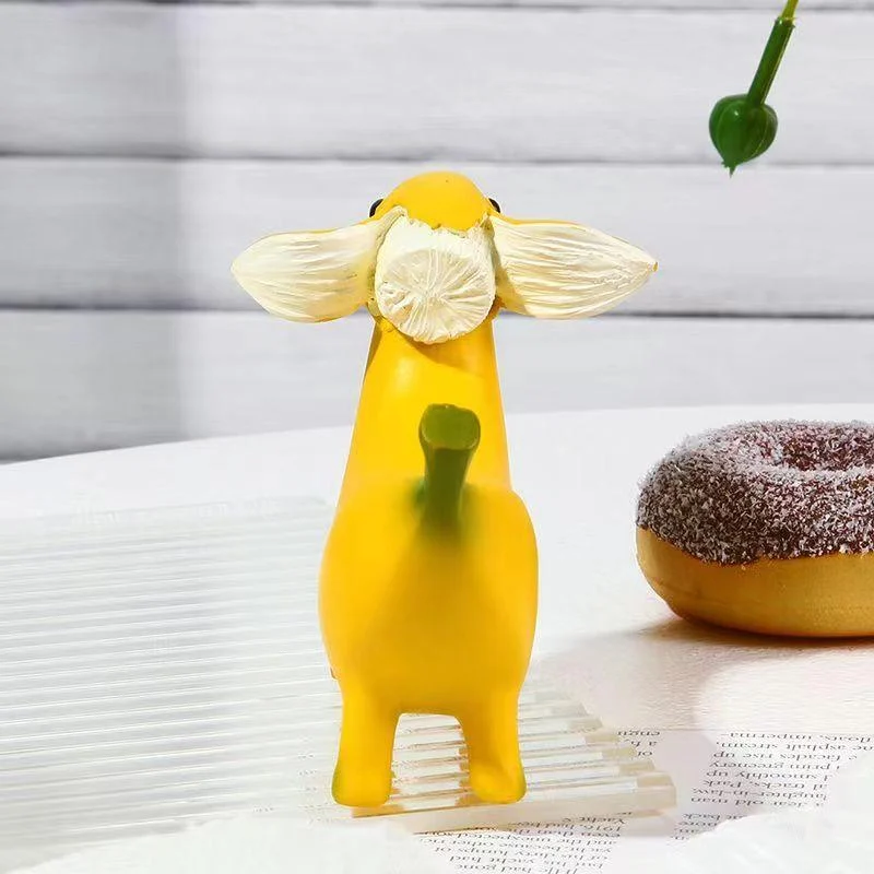 Funny_Banana_Dog_Statue_-_-4192454 Funny Banana Dog Statue -