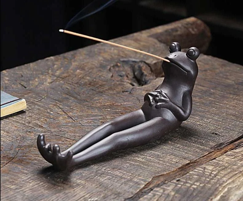 Funny Smoke Frog Incense Burner -