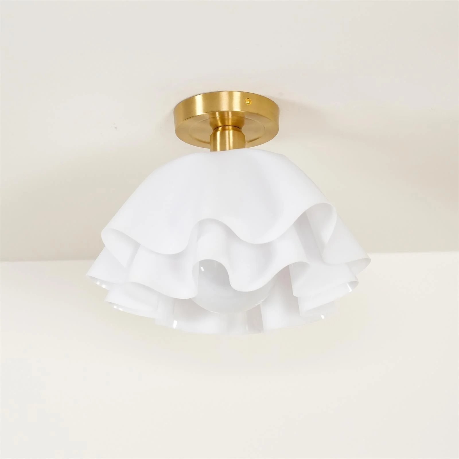 Gailon_Ceiling_Light_1_1da7c8a2-8512-408a-a84e-c6499d5d97df Gailon Ceiling Light 1 1da7c8a2 8512 408a A84e C6499d5d97df