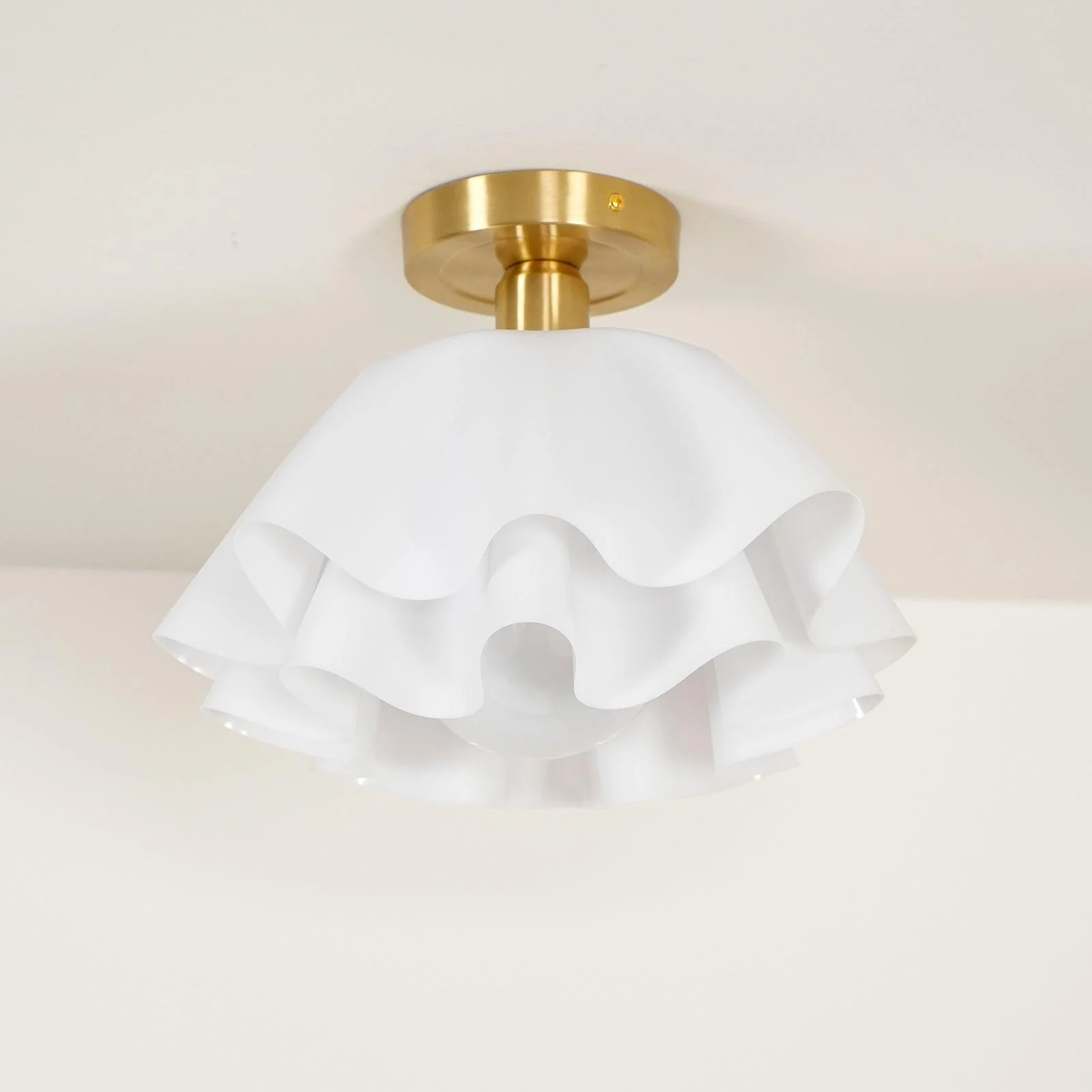 Gailon_Ceiling_Light_2_f089ab91-e283-411b-89f5-74fd607d77f3 Gailon Ceiling Light 2 F089ab91 E283 411b 89f5 74fd607d77f3