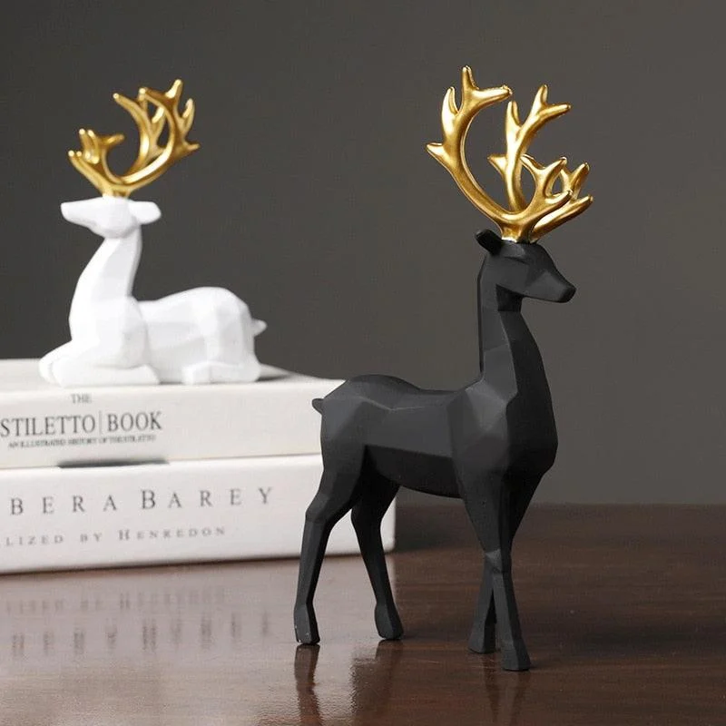 GeometricReindeerSculptures-Homeko7 Geometric Reindeer Sculptures - Homeko