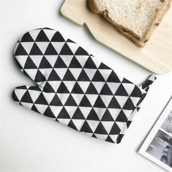 Geometric Oven Glove -