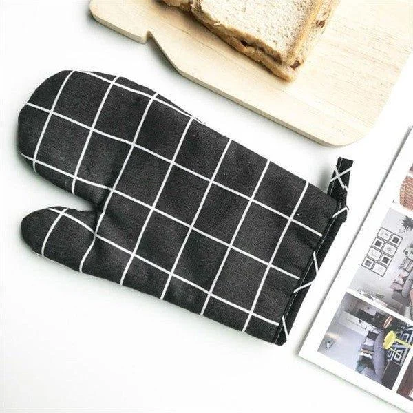 Geometric Oven Glove -