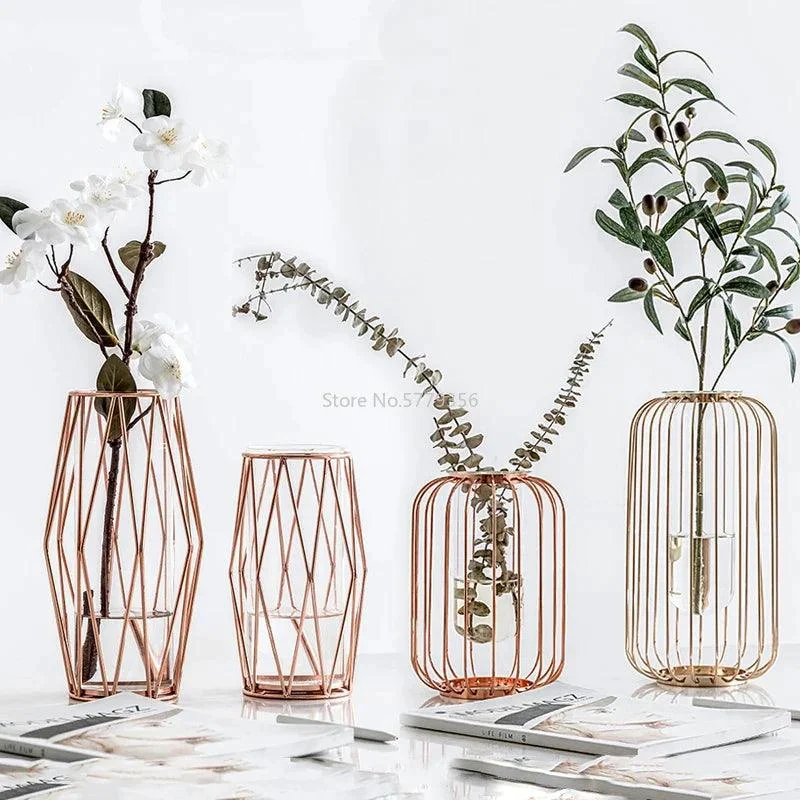 GildedBloom_-_Gilded_flower_vase_-_-4194529 GildedBloom - Gilded flower vase -
