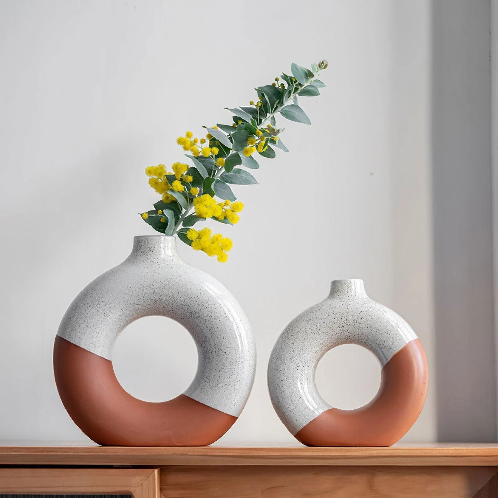 Glazed_Ceramic_Donut_Vase_-_-4195775 Glazed Ceramic Donut Vase -