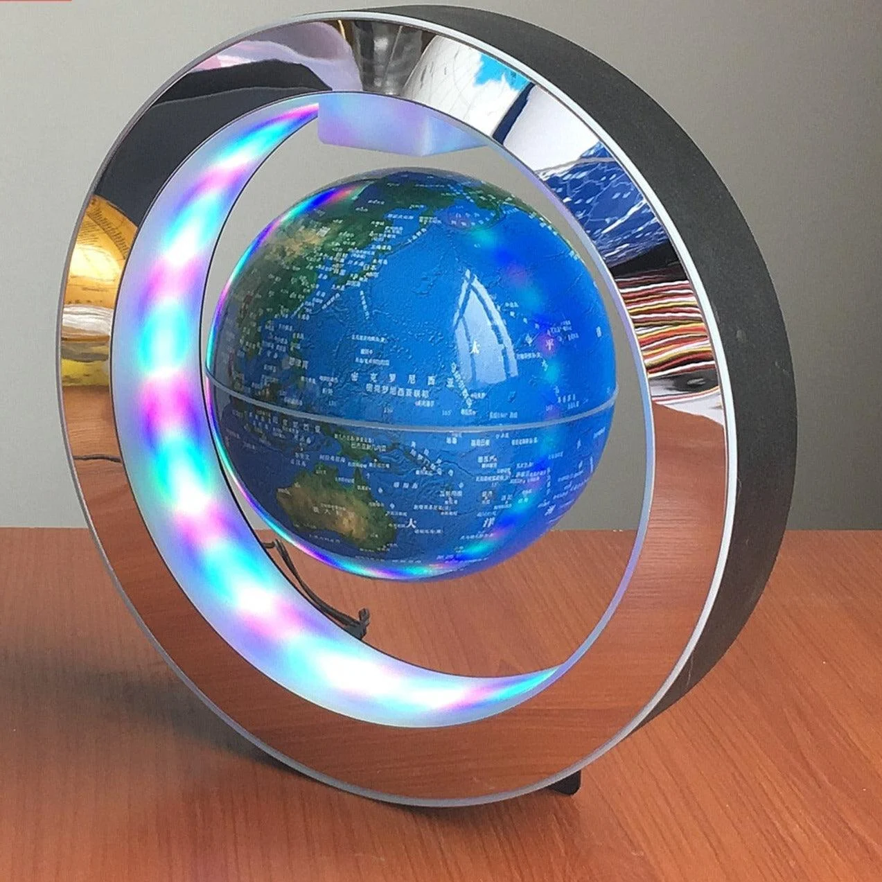 Globe Floating Lamp -