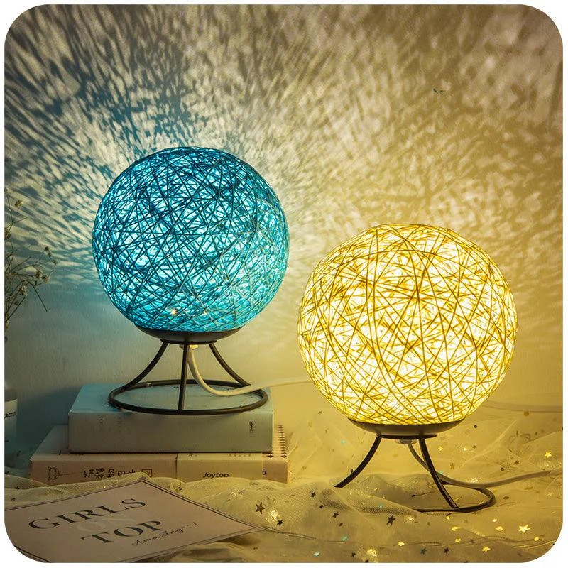 Globo Table Lamp - Homeko