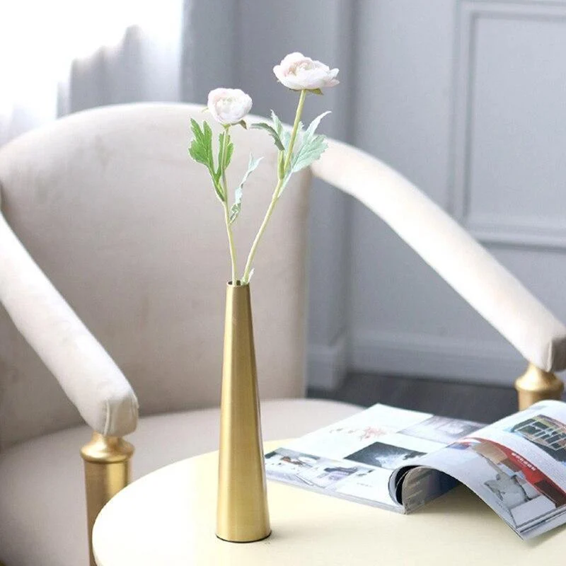 Gold_Metal_Cone_Vase_-_-4196451 Gold Metal Cone Vase -