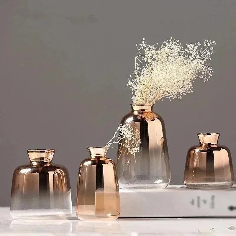 Gradient Vases -