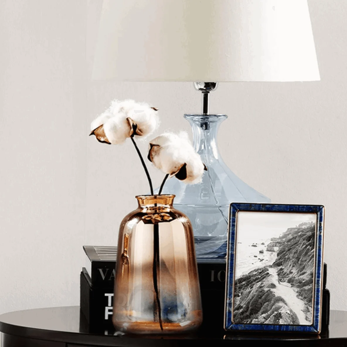 Gradient Vases -