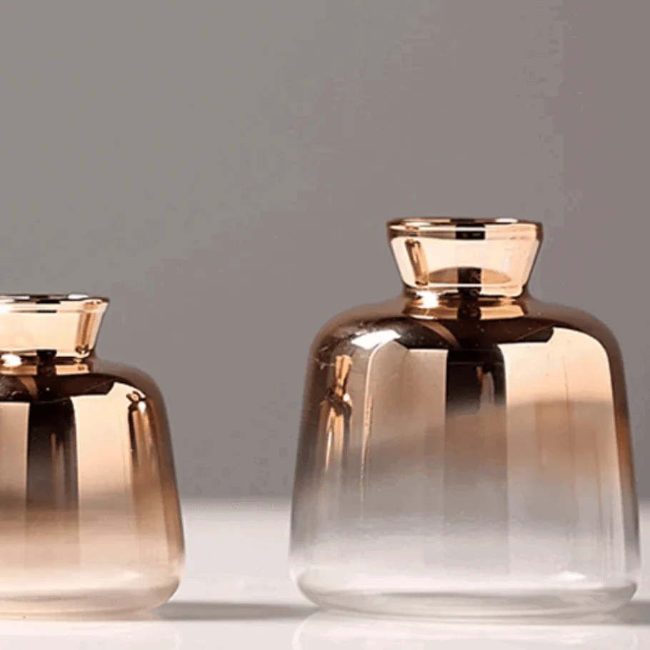 Gradient Vases -