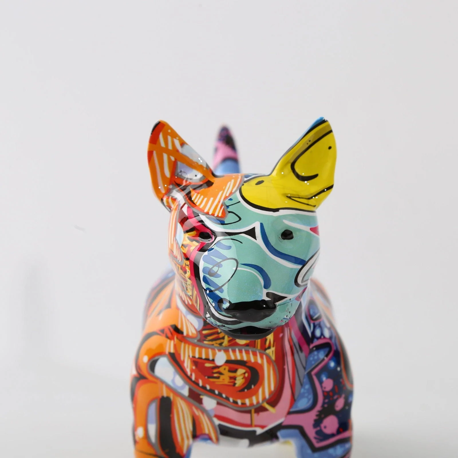 Graffiti_Painted_Bull_Terrier_Dog_Art_Sculpture_-_-4197776 Graffiti Painted Bull Terrier Dog Art Sculpture -