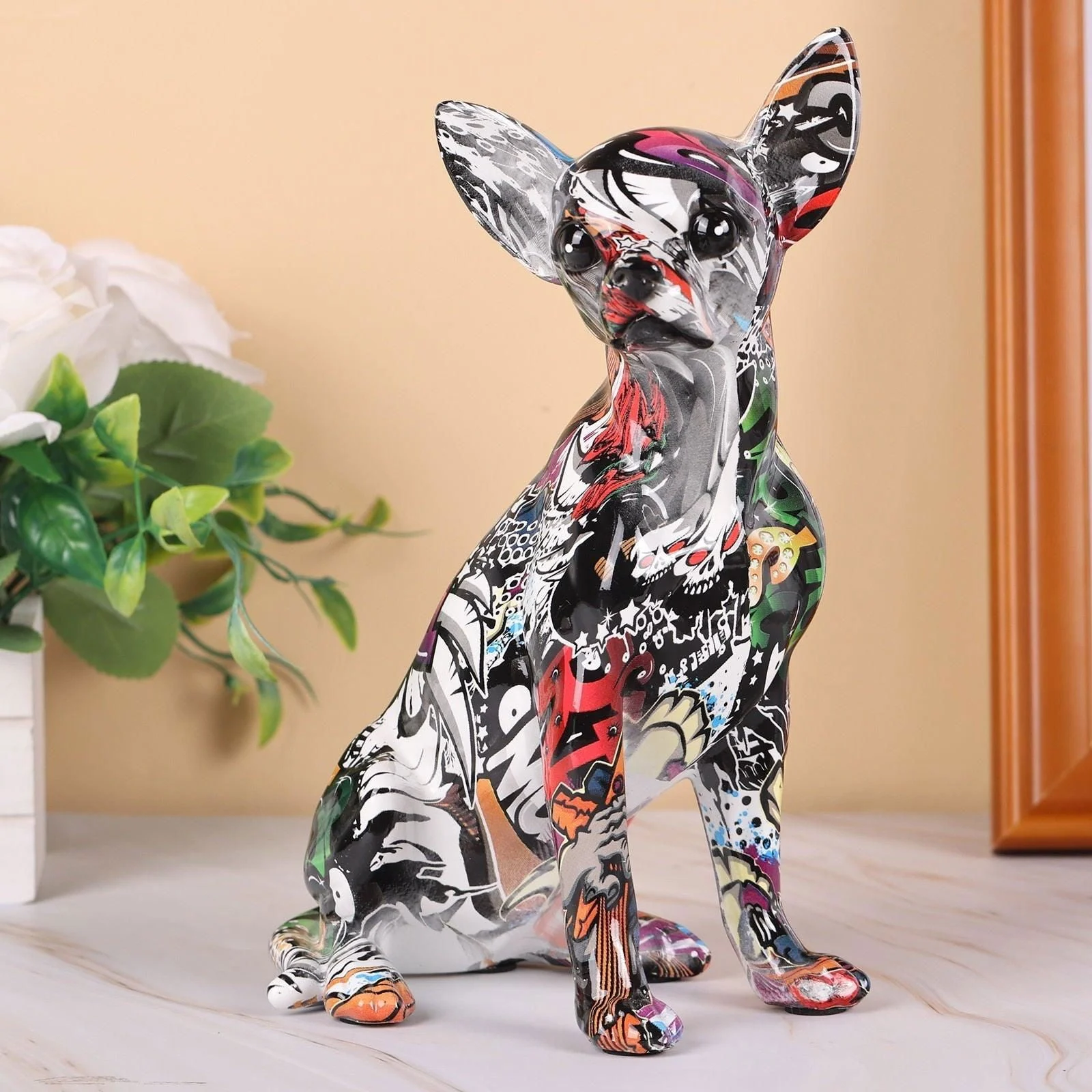 Graffiti_Painted_Chihuahua_Dog_Art_Sculpture_-_-4197819 Graffiti Painted Chihuahua Dog Art Sculpture -