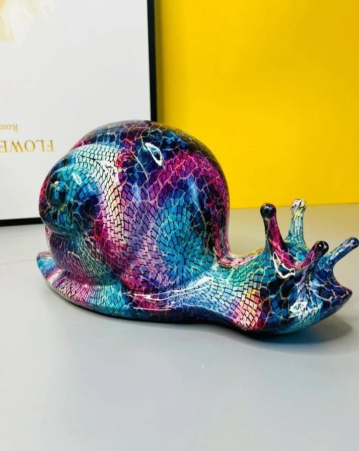 Graffiti_Painted_Snail_Art_Sculpture_-_-4197906 Graffiti Painted Snail Art Sculpture -