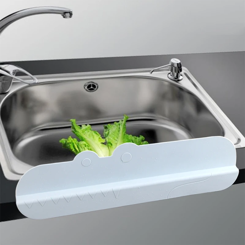 2023 hot Selling Sink Water Splash Guard for Kitchen Bathroom and Island Sinks Silicone Sink Water splash guard