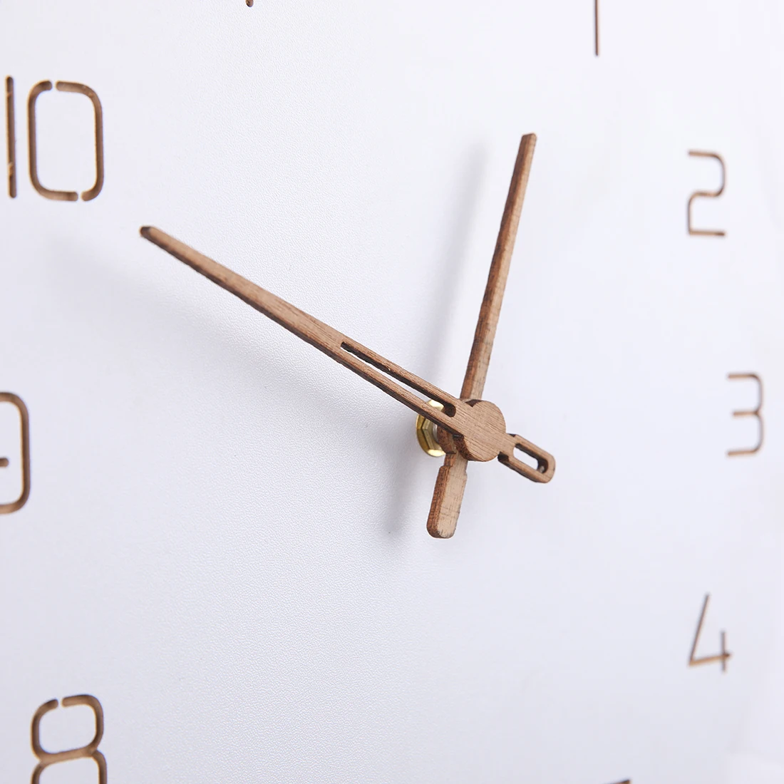 Pure White Simple Wall Decor Clock