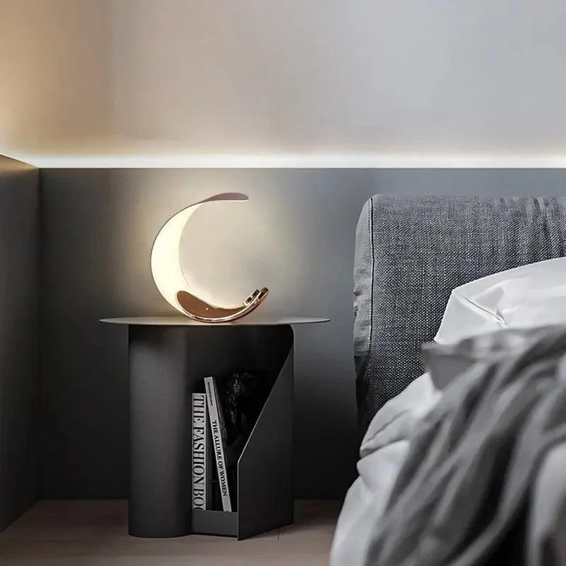 Half_Moon_Lamp_-_-4198890 Half Moon Lamp -