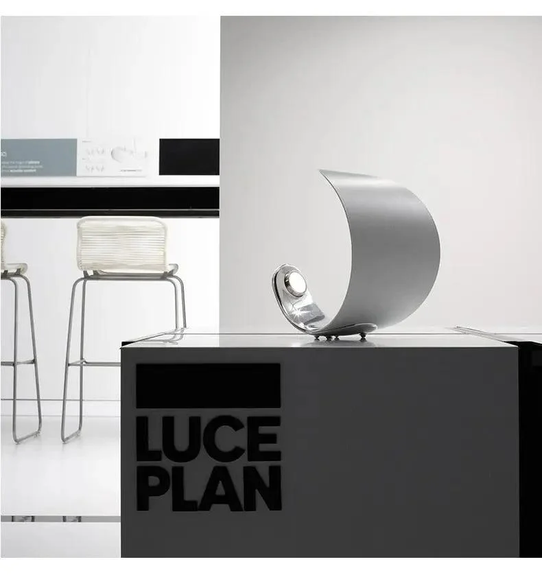 Half_Moon_Lamp_-_-4198894 Half Moon Lamp -