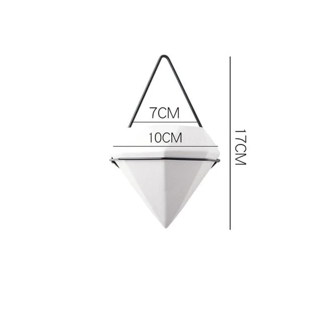 Hanging_Triangle_Pot_-_-_tag1_-4269921 Hanging Triangle Pot - - #tag1#