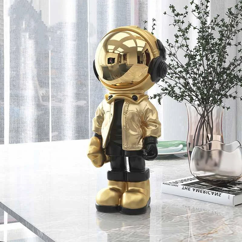Homeko Astronaut Statue -