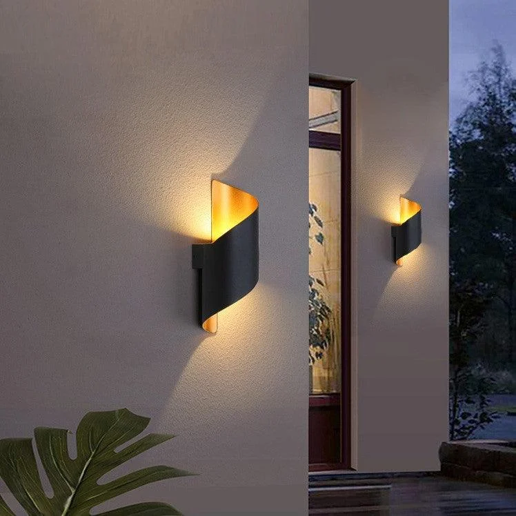 Homeko_Curl_Twisted_LED_Wall_Light_-_-4226644 Homeko Curl Twisted LED Wall Light -