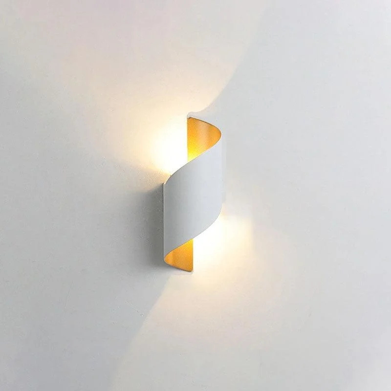 Homeko_Curl_Twisted_LED_Wall_Light_-_-4226672 Homeko Curl Twisted LED Wall Light -