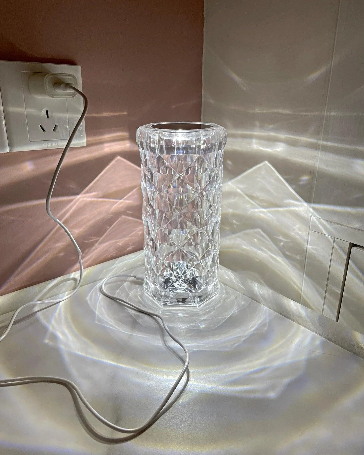 Homeko_Cut_Table_Lamp_-_-4226882 Homeko Cut Table Lamp -
