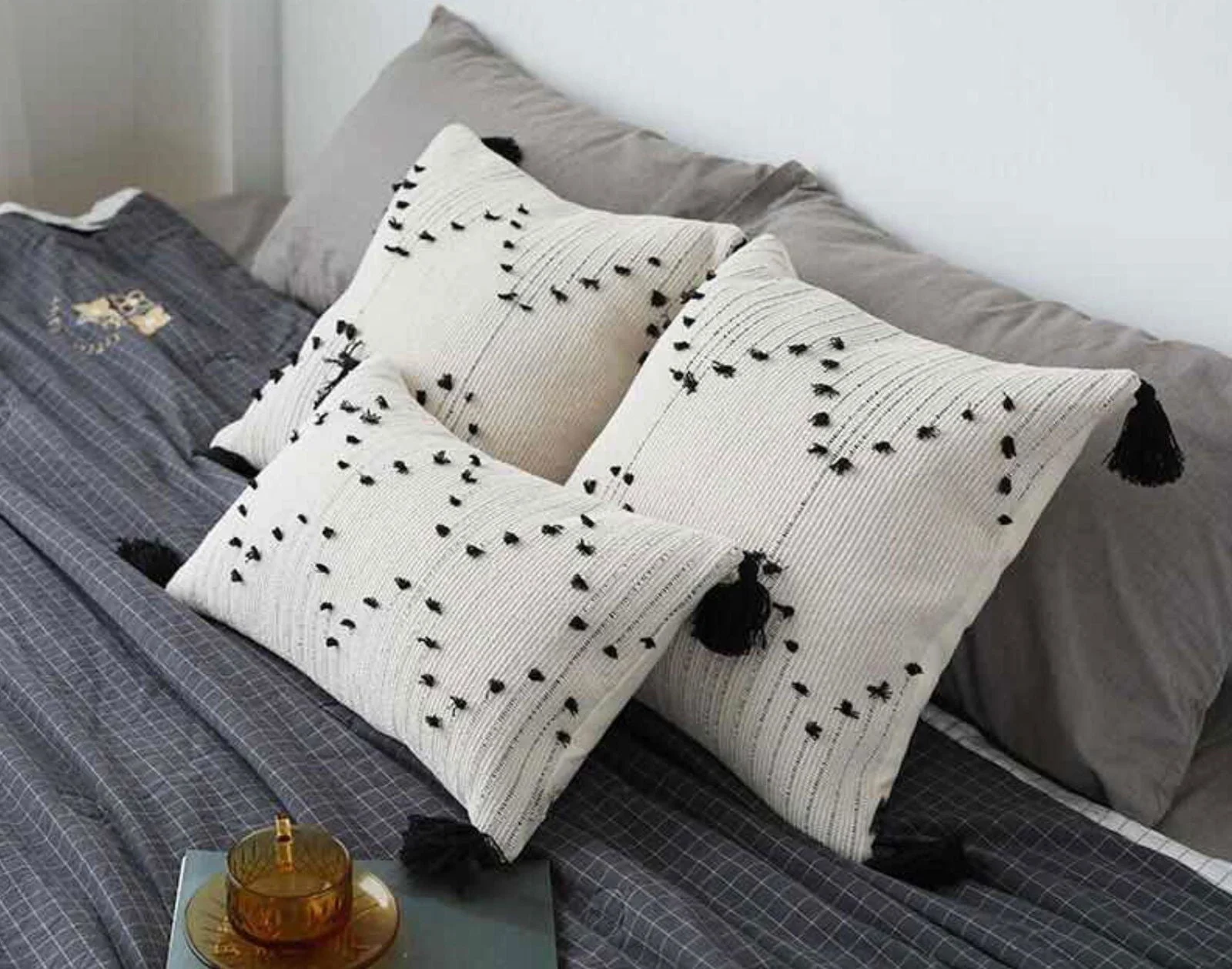 Homeko Diamond Pillow Cover -