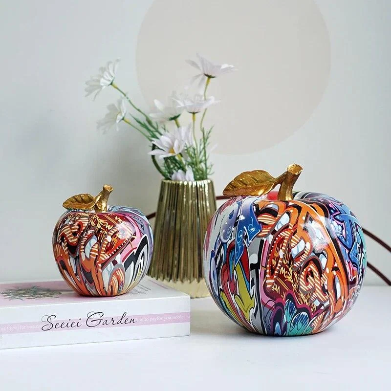 Homeko_Graffiti_Apple_Statue_-_-4244269 Homeko Graffiti Apple Statue -