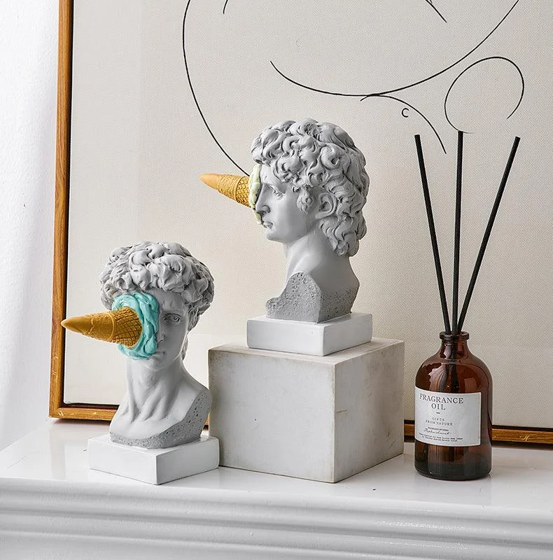 Homeko_Greek_Ice_Cream_Statue_-_-4244807 Homeko Greek Ice Cream Statue -