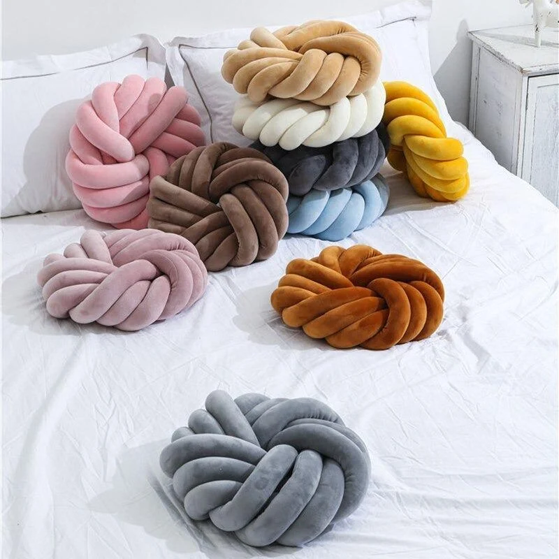 Homeko Knot Ring Pillow -