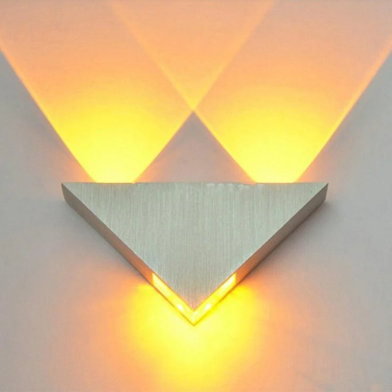 Homeko_LED_Triangle_Wall_Lamp_-_-4259313 Homeko LED Triangle Wall Lamp -
