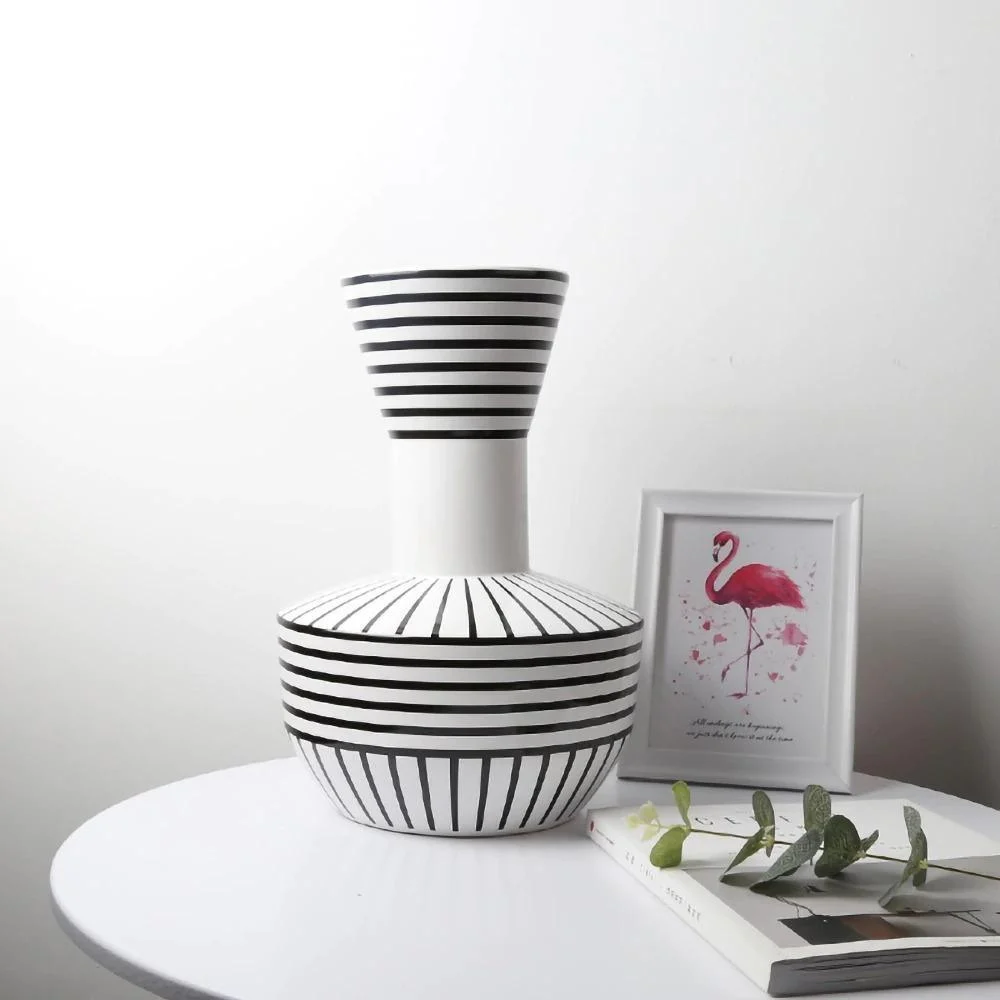 Homeko_Meets_White_Ceramic_Vases_-_-4263512 Homeko Meets White Ceramic Vases -