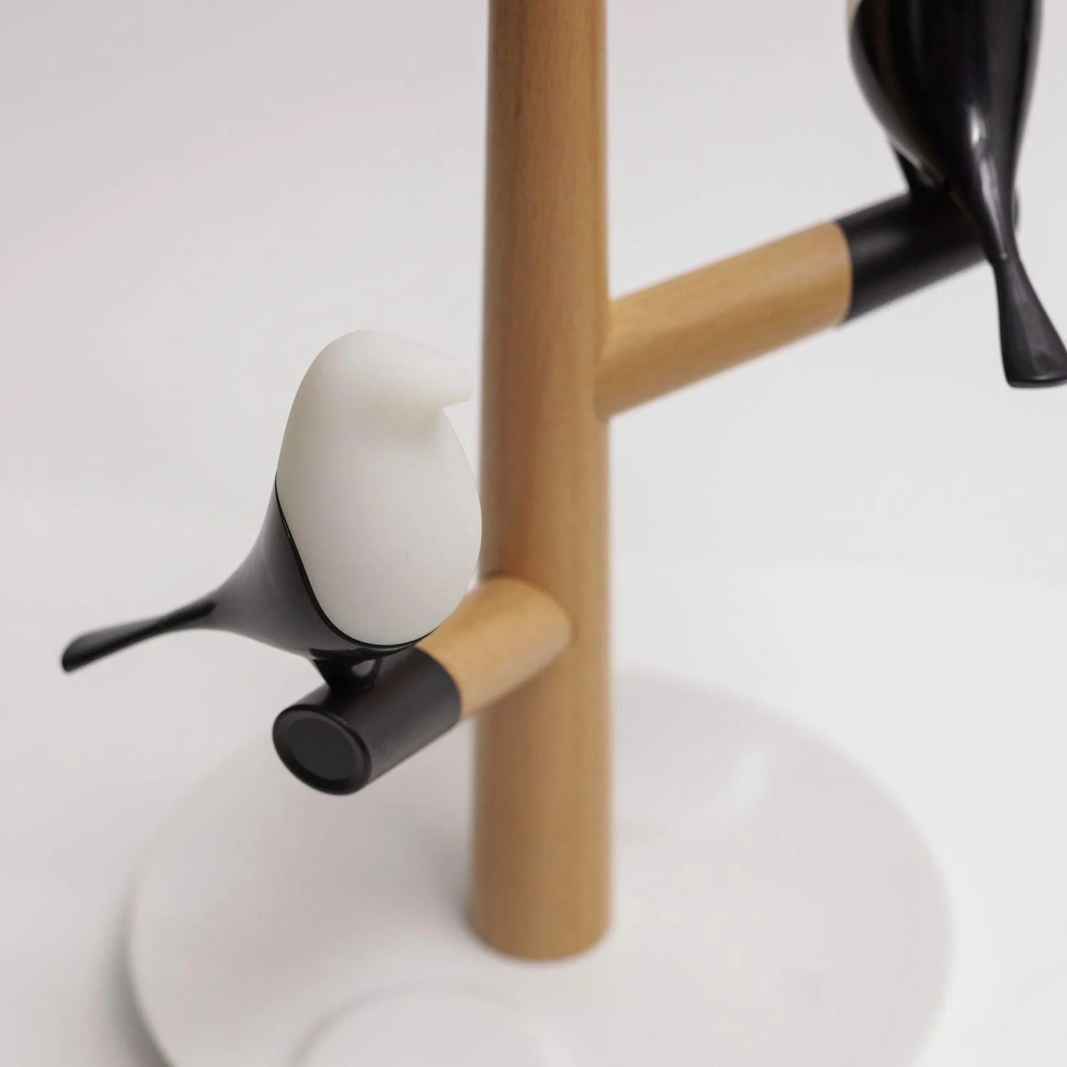 Homeko_Table_Lamp_-_Wireless_Charger_-_-4284354 Homeko Table Lamp - Wireless Charger -