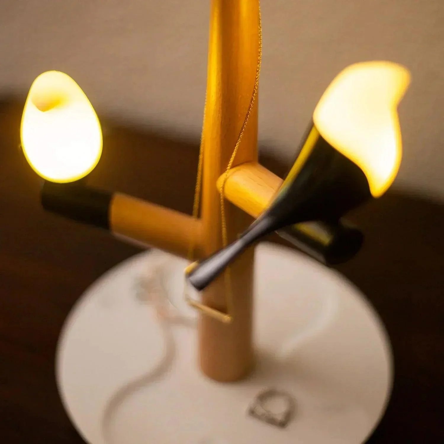 Homeko_Table_Lamp_-_Wireless_Charger_-_-4284386 Homeko Table Lamp - Wireless Charger -