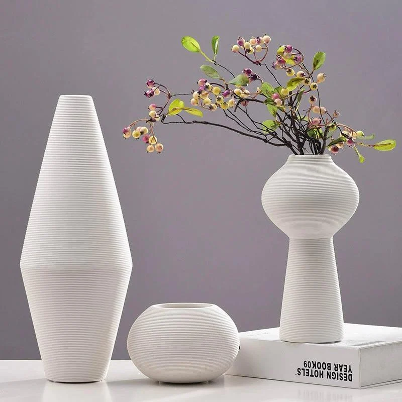 Homeko_in_White_Vase_-_-4250346 Homeko in White Vase -