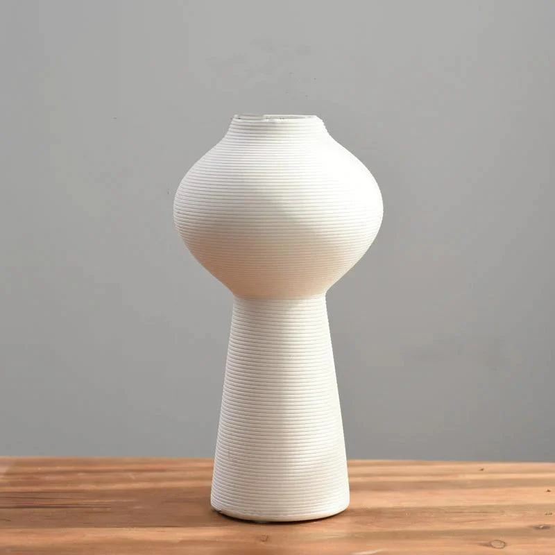 Homeko_in_White_Vase_-_-4250390 Homeko in White Vase -