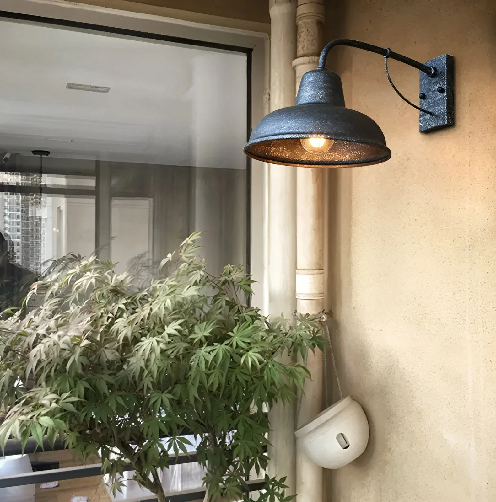 HomoraAisleEisenSconce7 Homoraaisleeisensconce7