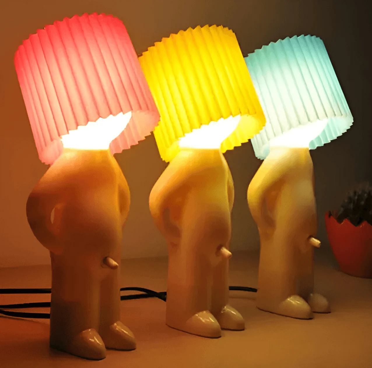 HomoraLil_LadTischlampe14 Homoralil Ladtischlampe14