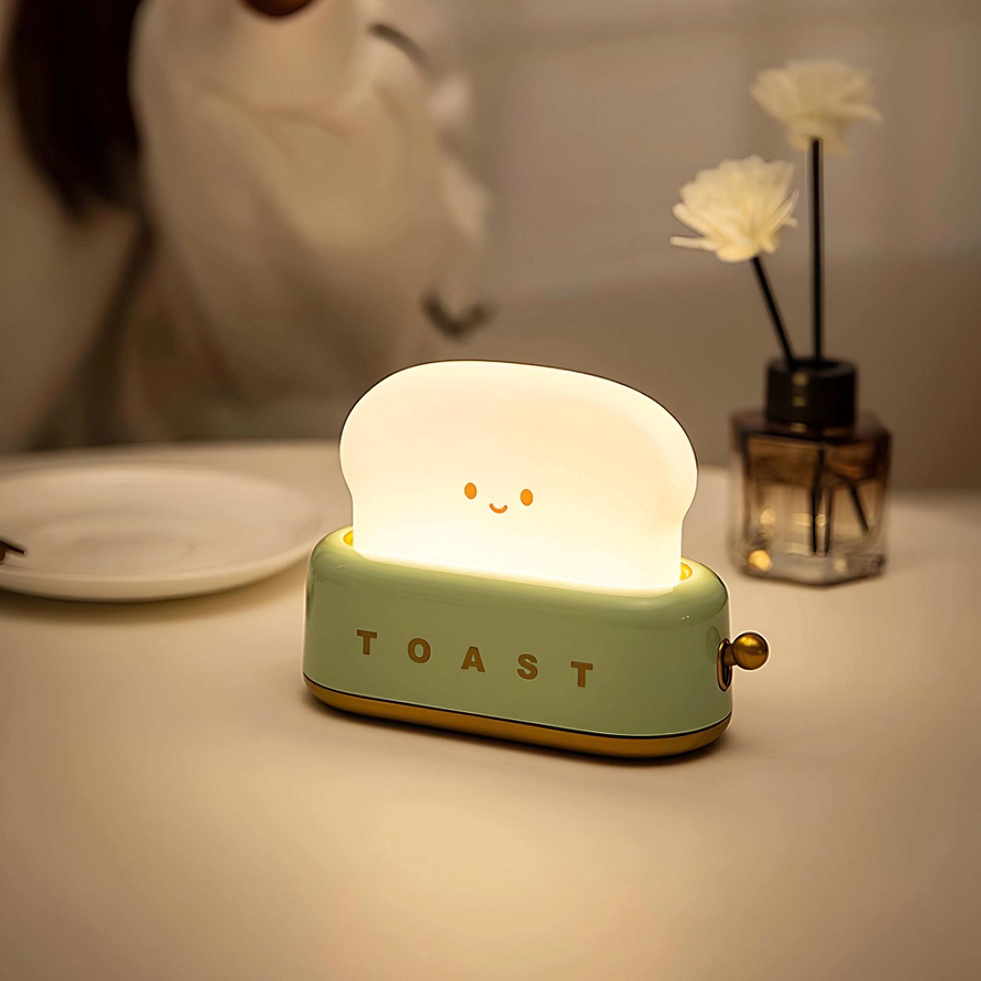 HomoraTinyToastTischlampe23 Homoratinytoasttischlampe23
