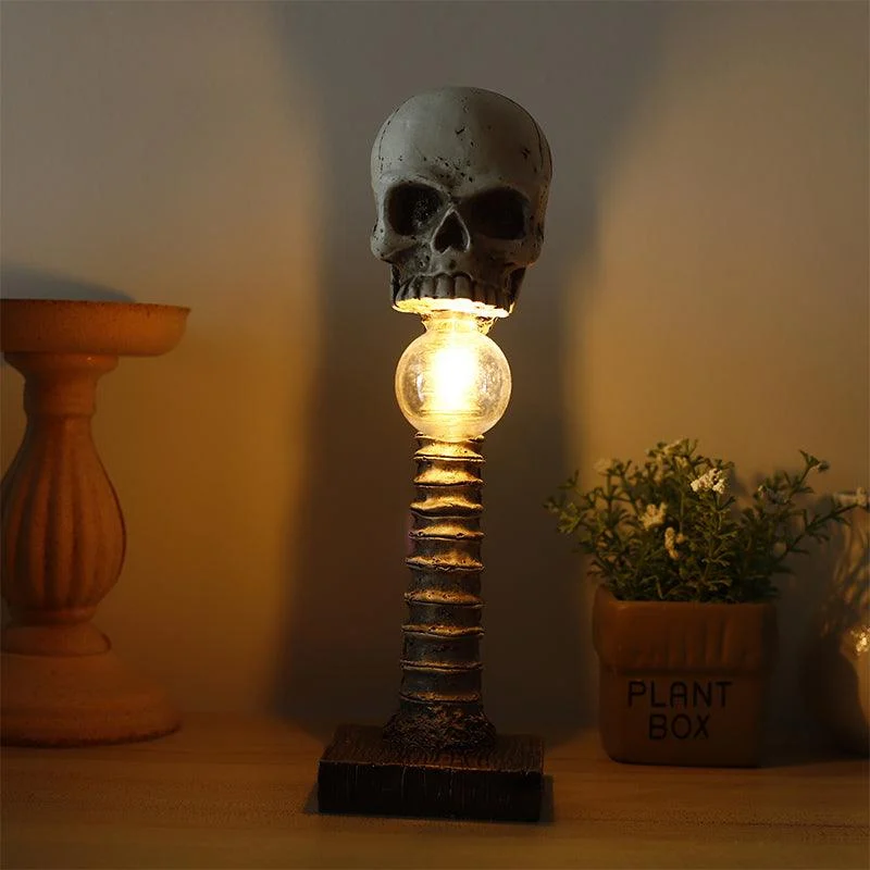 Horror_Skull_with_Spine_Lamp_-_-4297876 Horror Skull with Spine Lamp -