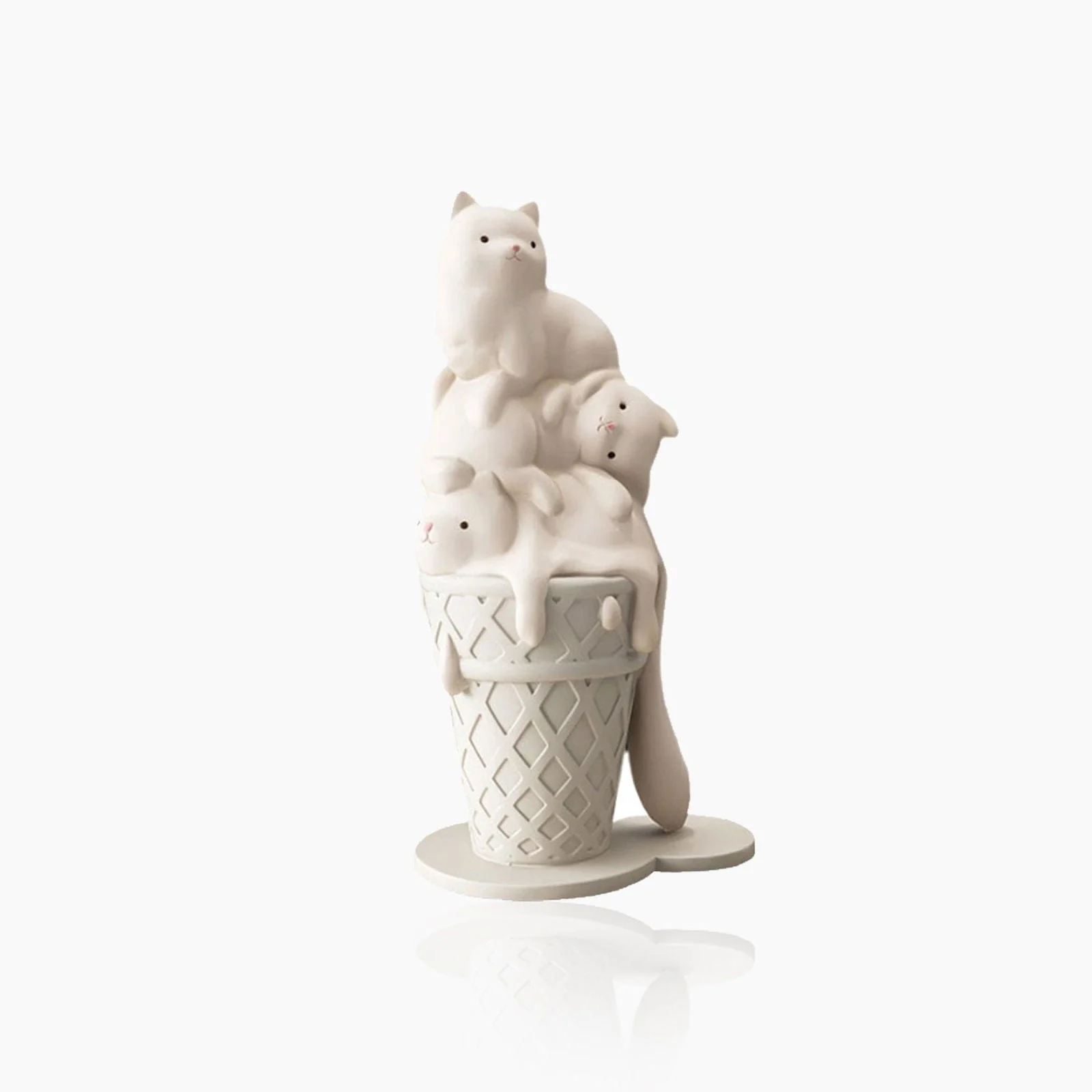 Ice_Cream_Melting_Cat_Sculpture_-_-4299950 Ice Cream Melting Cat Sculpture -
