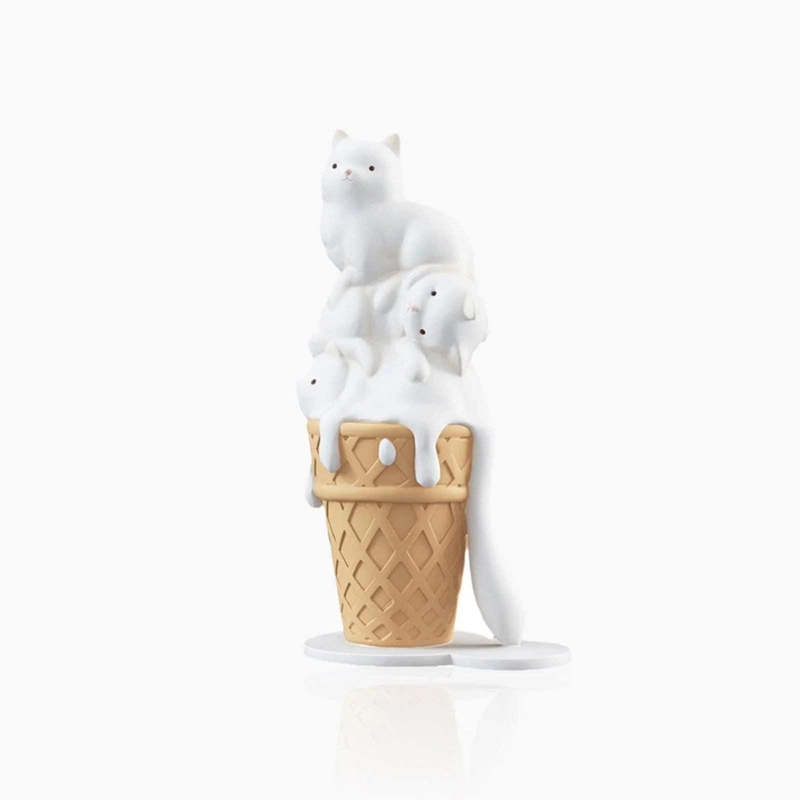 Ice_Cream_Melting_Cat_Sculpture_-_-4299956 Ice Cream Melting Cat Sculpture -