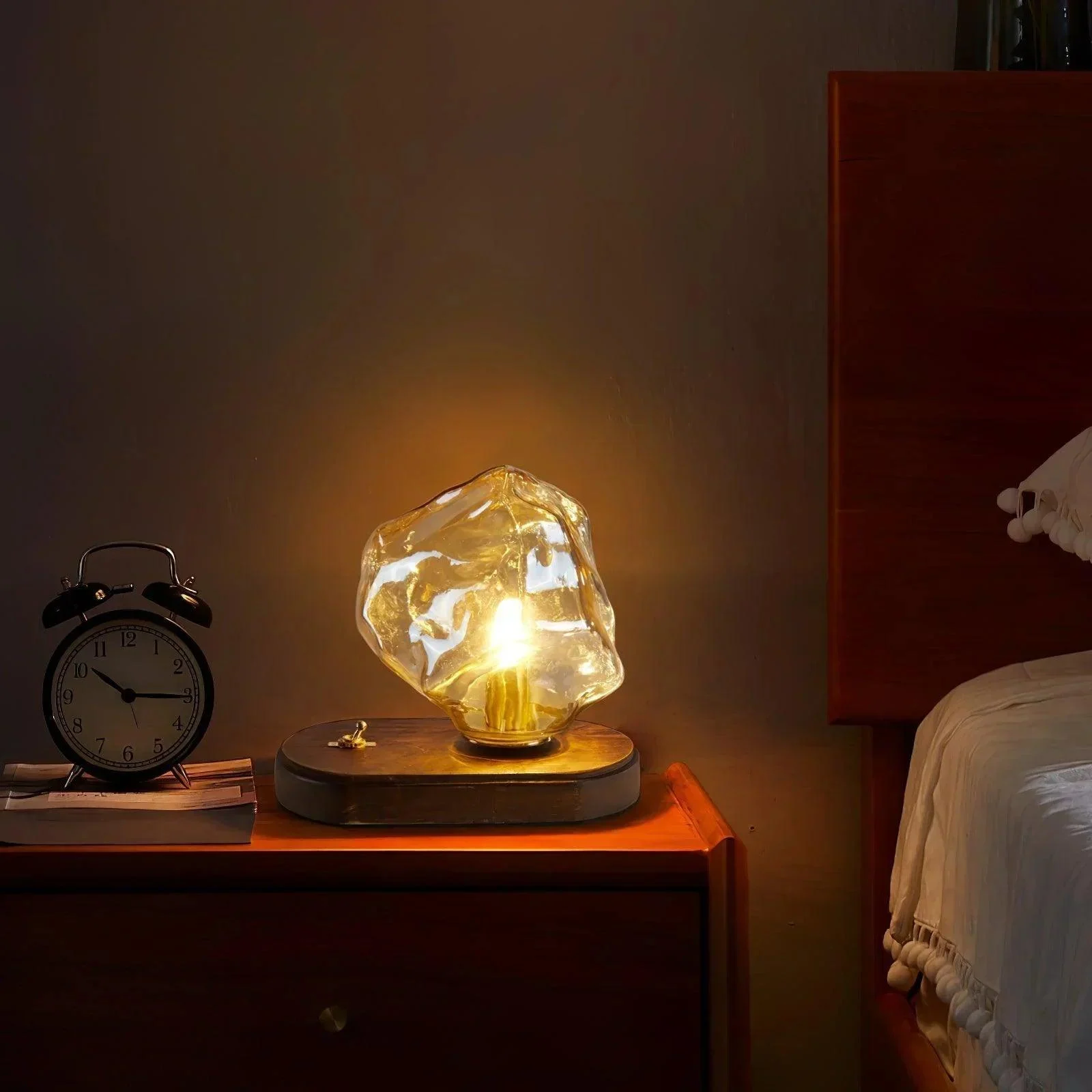 Ice_Stone_Glass_Table_Lamp__15_1600x1600_a6182607-7ef1-40cd-85f8-521d33ee2941 Ice Stone Glass Table Lamp 15 1600x1600 A6182607 7ef1 40cd 85f8 521d33ee2941