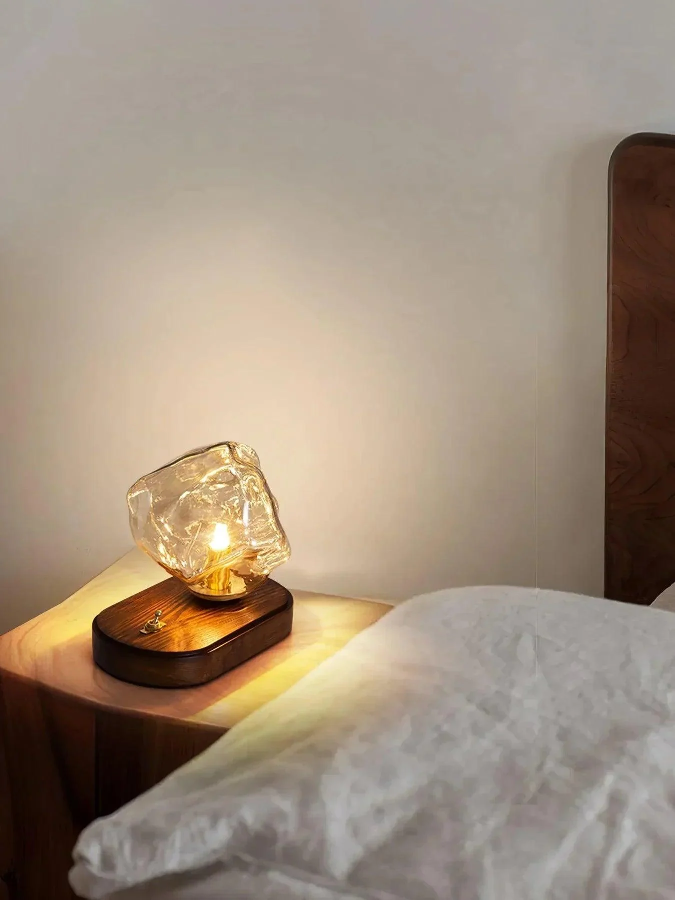 Ice_Stone_Glass_Table_Lamp__5_1349x1800_018f3320-a2da-440c-9244-878dd9db00cd Ice Stone Glass Table Lamp 5 1349x1800 018f3320 A2da 440c 9244 878dd9db00cd