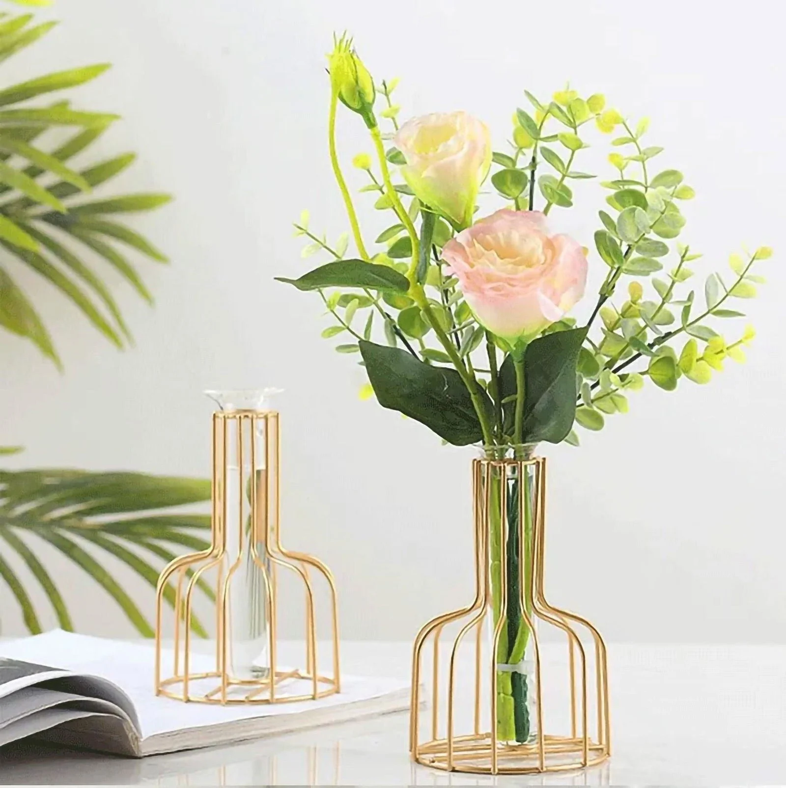 Iron Frame Hydroponic Vases -