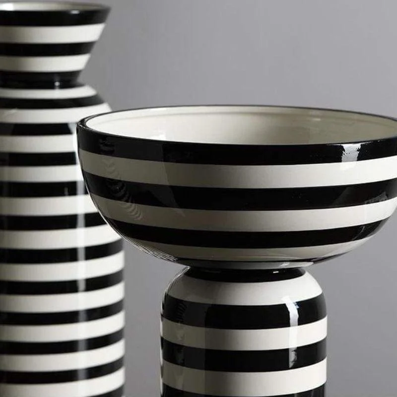 Izanagis_Vases_-_-4304760 Izanagis Vases -